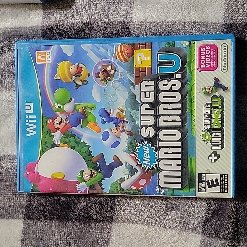 Nintendo Wii U Game Bundle Mario Mariokart DC Injustice Nintendoland Donkey Kong - Picture 6 of 12